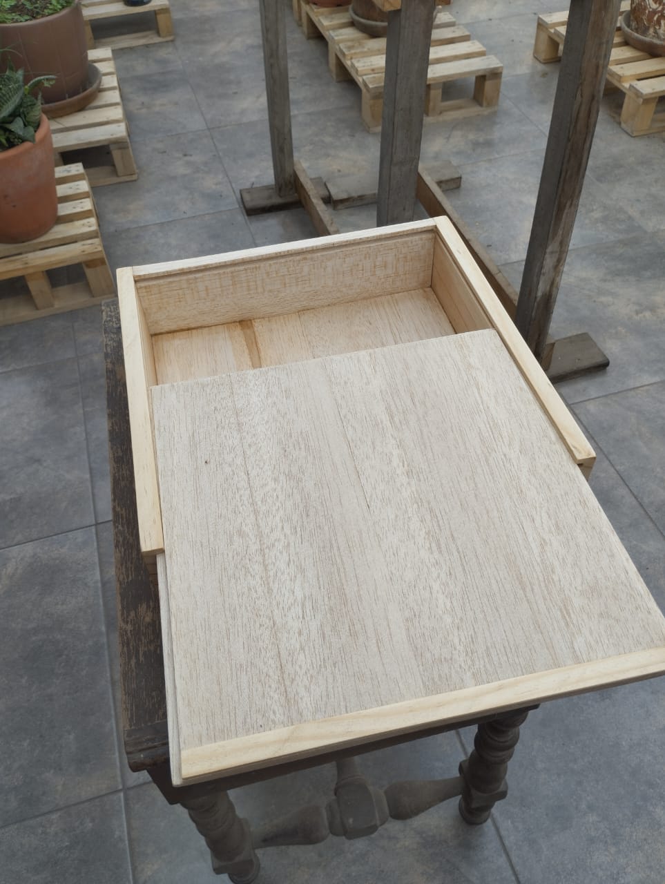 Caja de Regalo Artesanal en Madera Balsa